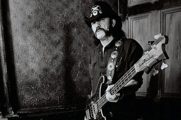 Карты, девки и Murder One: к 80-й годовщине со дня рождения Лемми Килмистера